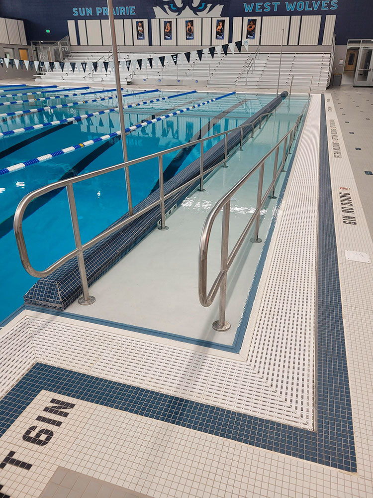 Spectrum Pool Access Ramp 28630