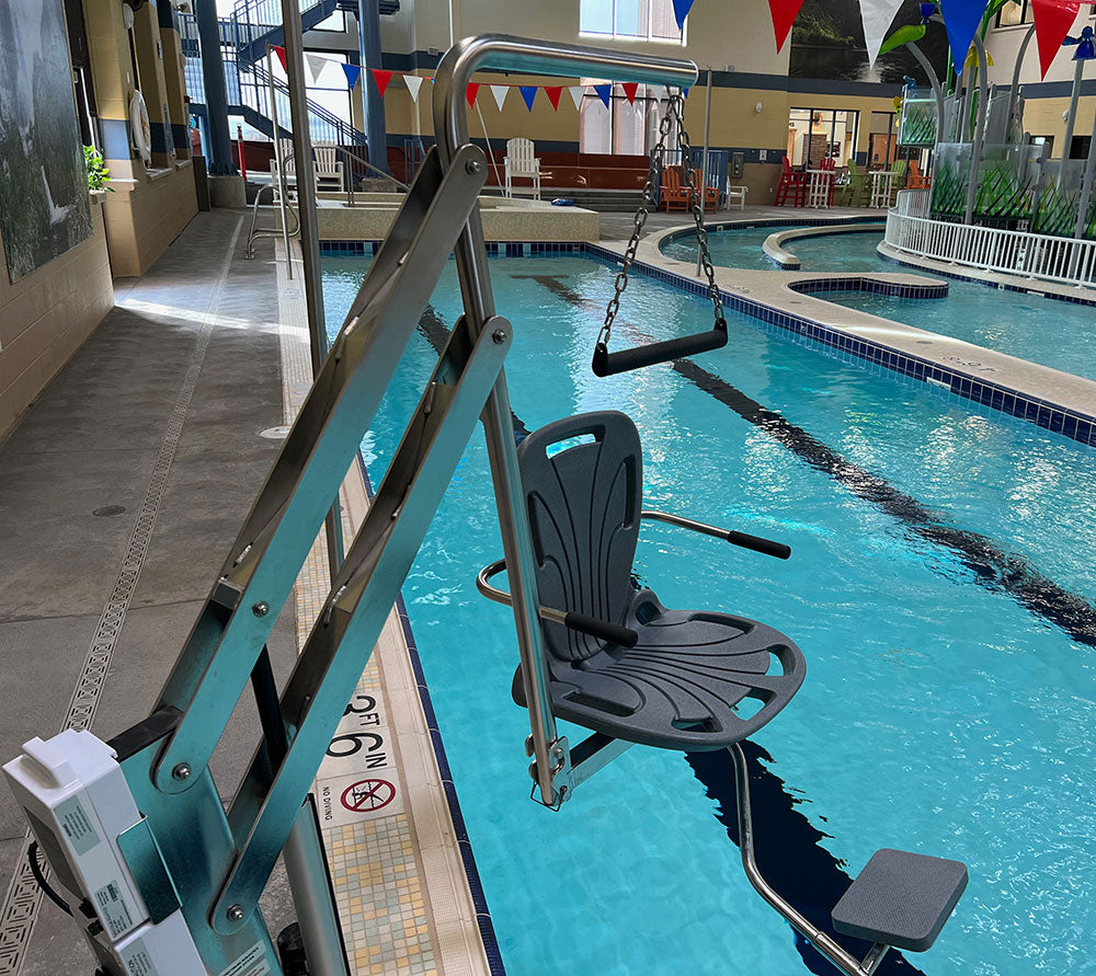 Spectrum Traveler Long Reach Pool Lift - 54129-00