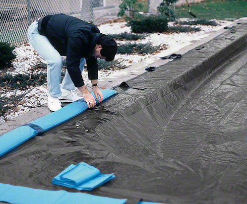 Estate Plus Extreme Round Solid Winter Aboveground Pool Cover 28 x 28 Feet