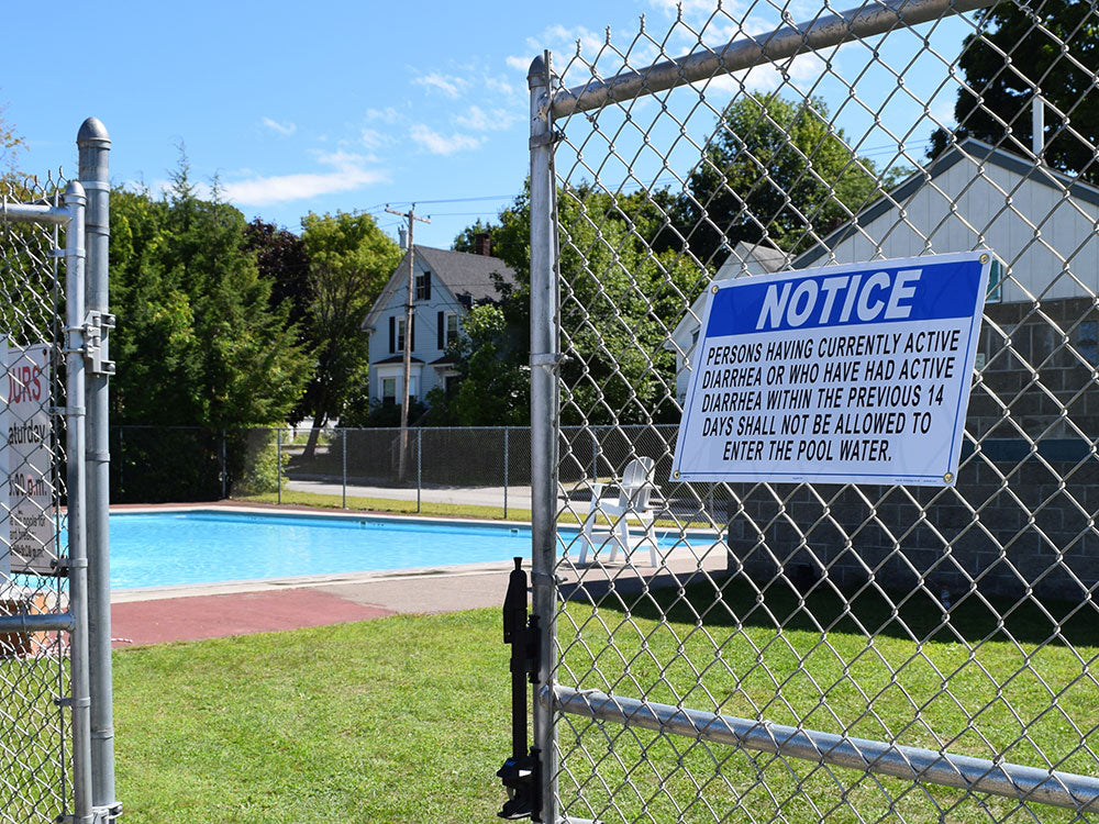 Notice Persons With Diarrhea Pool Sign - 18 x 12 Inches on Styrene Plastic