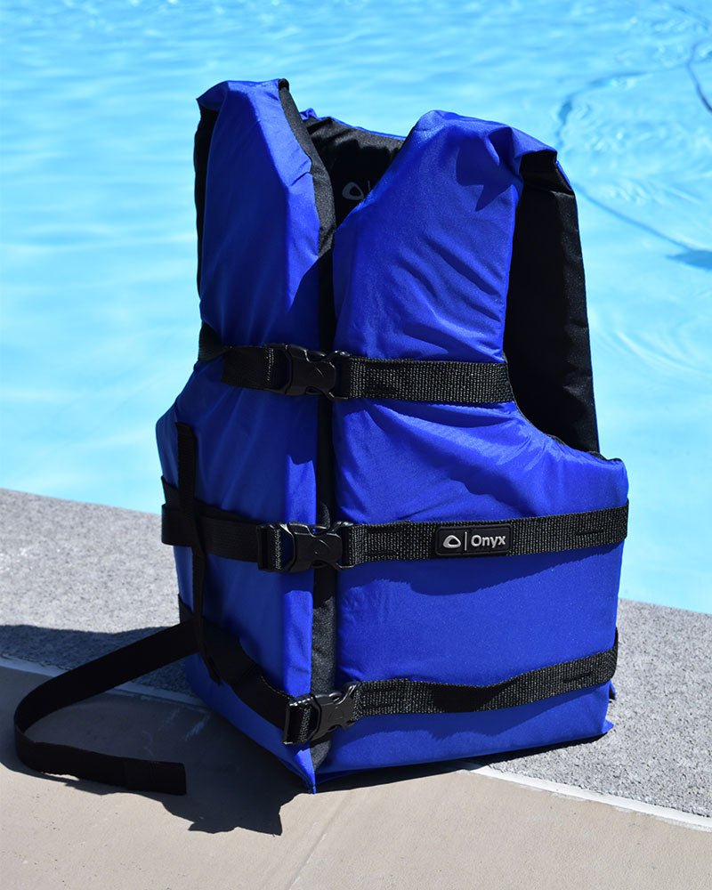 Type III Adult Life Vest Universal - 30-52 Inch Chest
