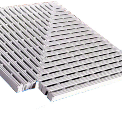 SuperGrip Perpendicular 45 Degree Corner 4 Inch - Non-Sloping Outside - White